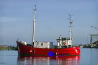 PLEASURE FISHING VESSEL